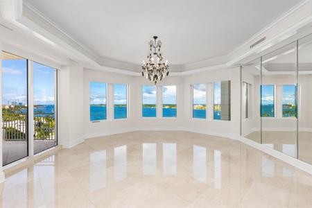 622 N Flagler Drive
