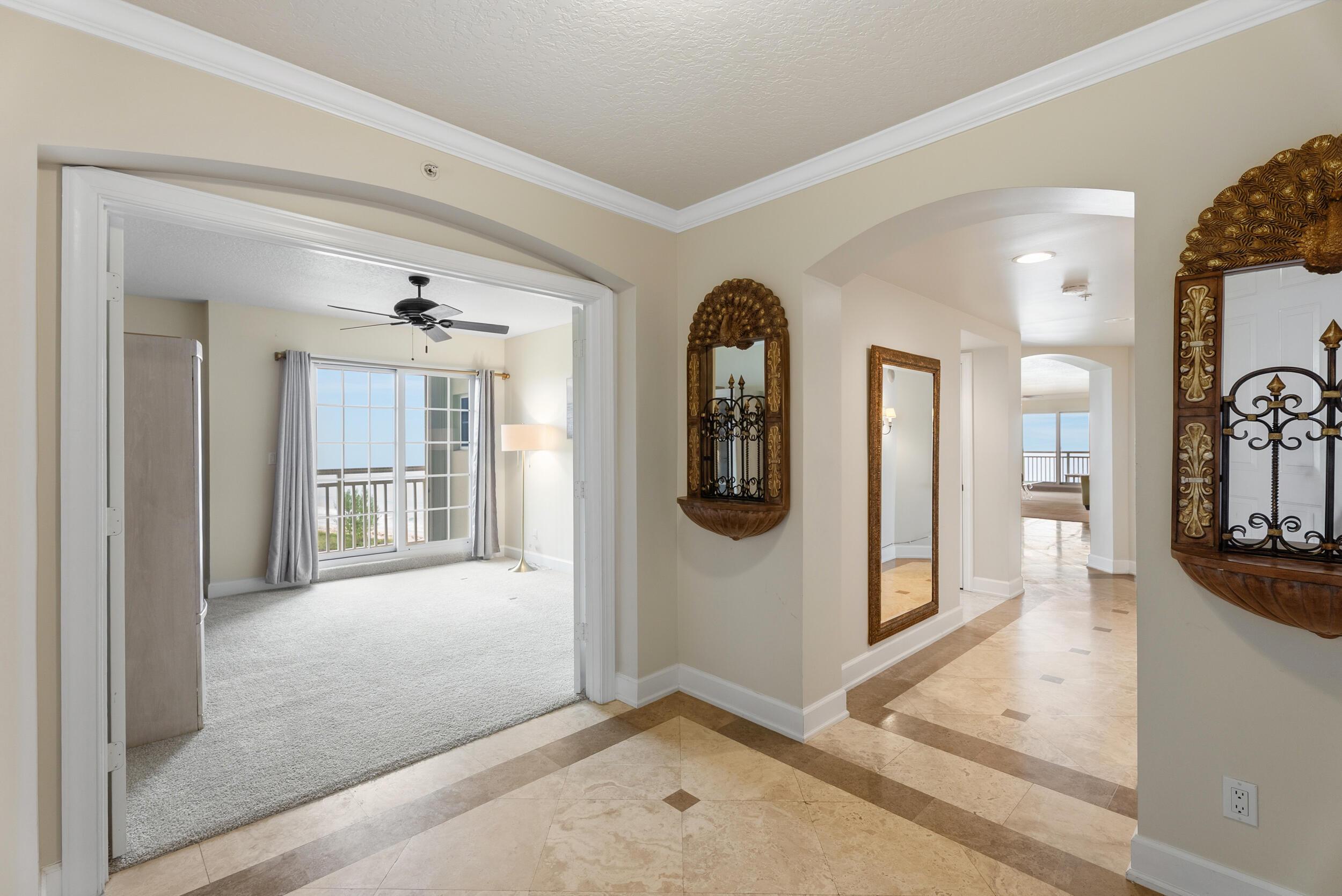 Image 3: Foyer