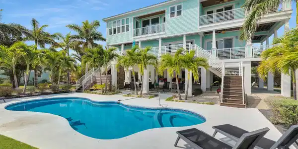 Image 4: Pool & Open Water Views