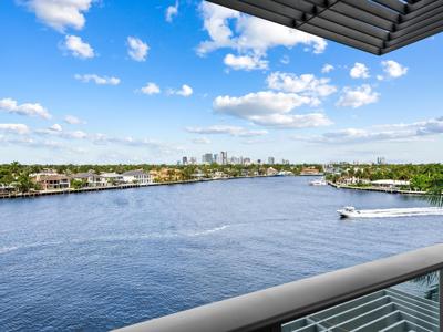 435 Bayshore Dr