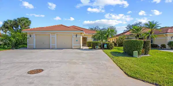 3849 SW Inwood Pines Lane