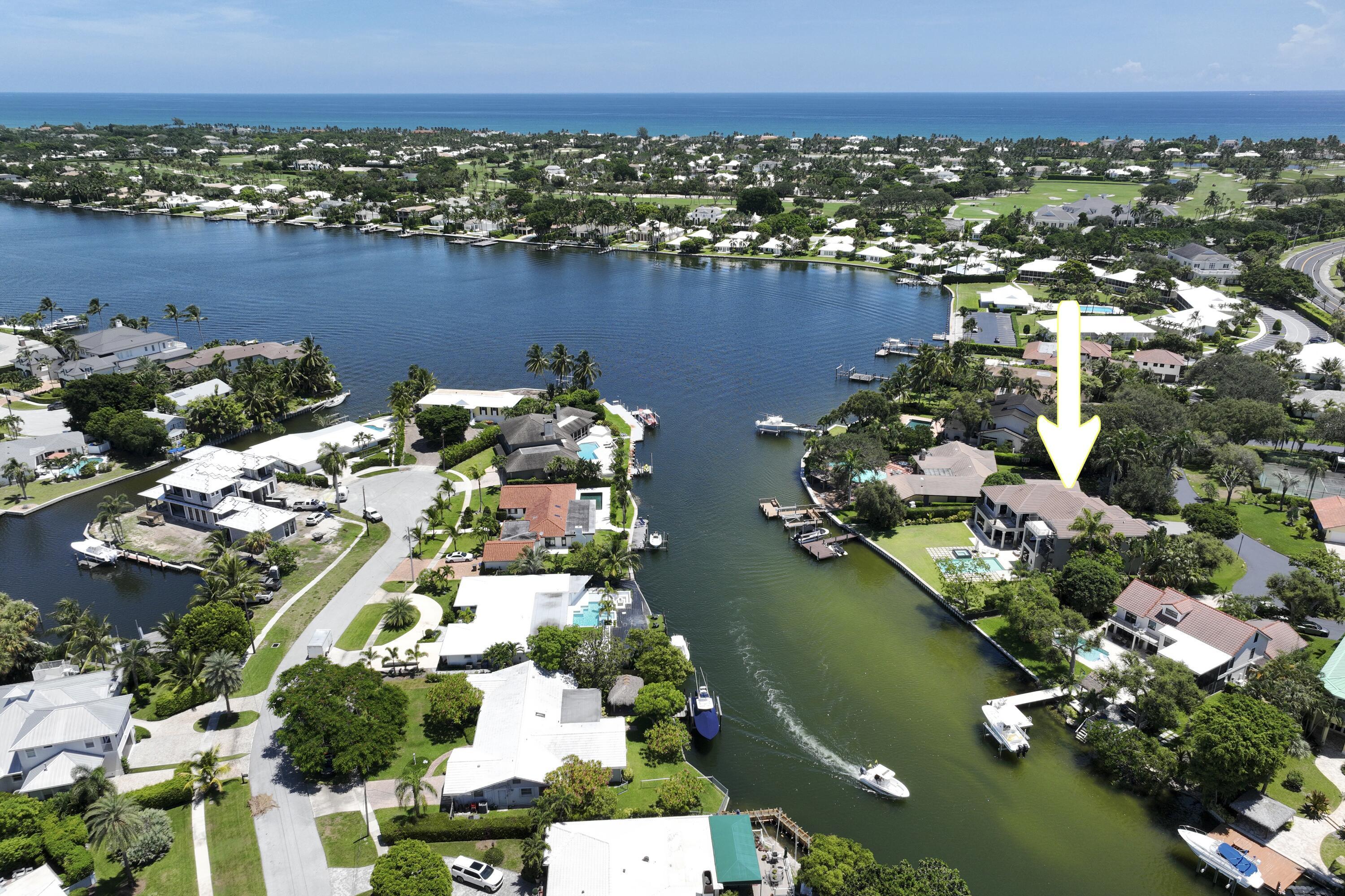 Image 1: AERIAL VIEW