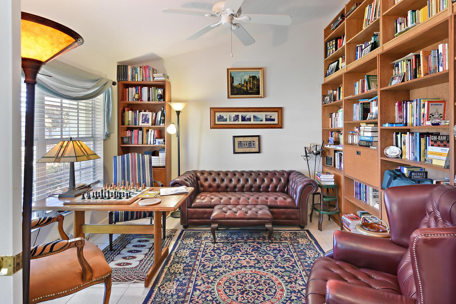 Image 3: OFFICE/DEN