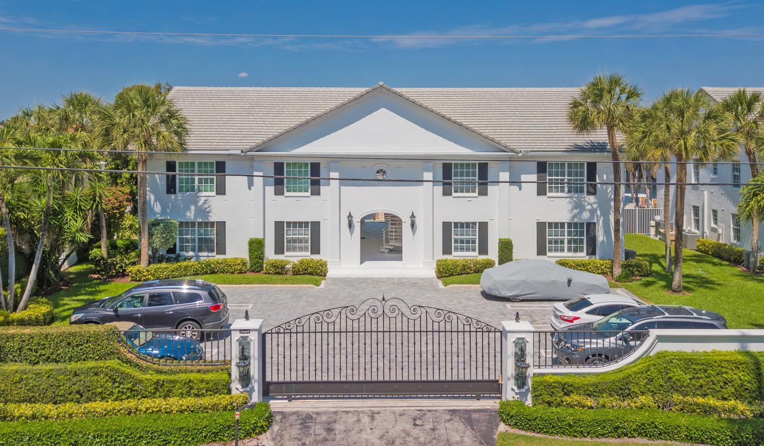 Image 3: Gated entrance on A1A