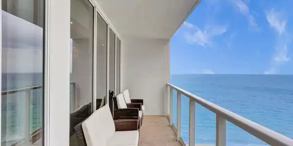 4300 N Ocean Blvd