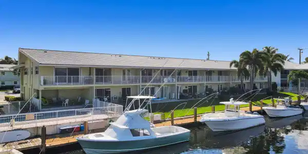 Image 2: Back Exterior Waterfront