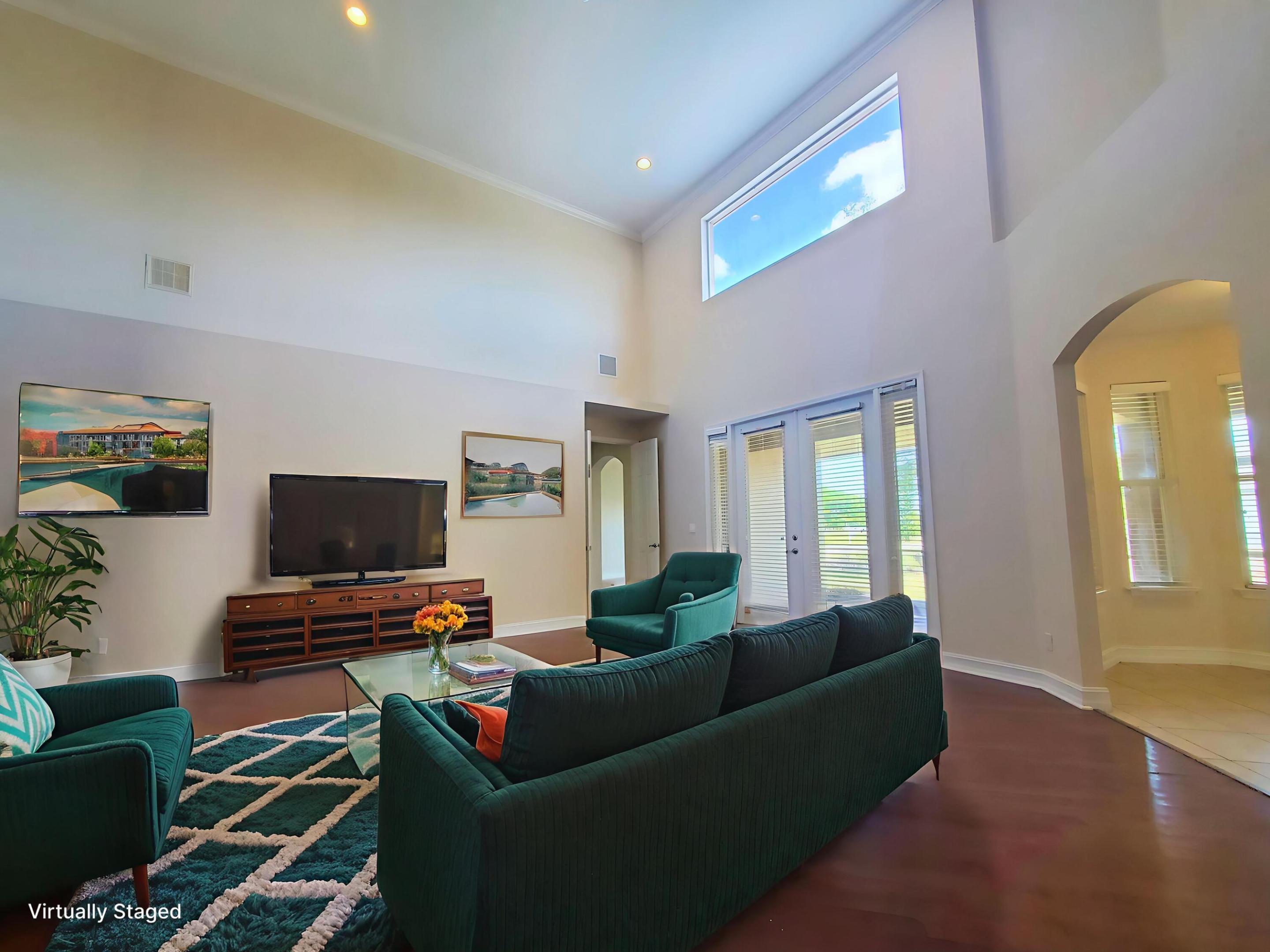 Image 2: Living-rm - Living Room - Mid-Century Mo
