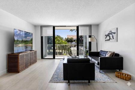 2860 S Ocean Boulevard