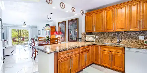 2731 NE 14th Street Cswy