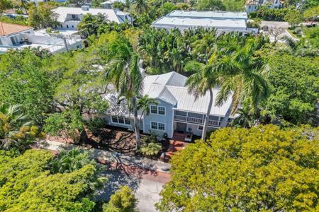 459 NE 15th Ave