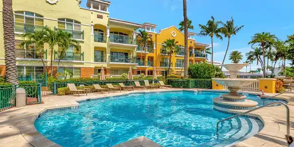 1228 Hillsboro Mile