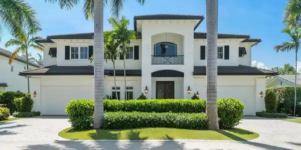 2155 W Silver Palm Road
