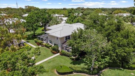 2423 SW Danbury Lane