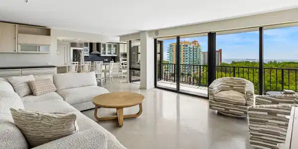 Image 4: 004-936IntracoastalDrive-12H-FortLauderd