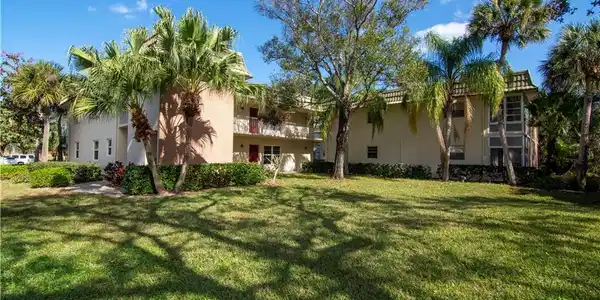 47 Vista Gardens Trail