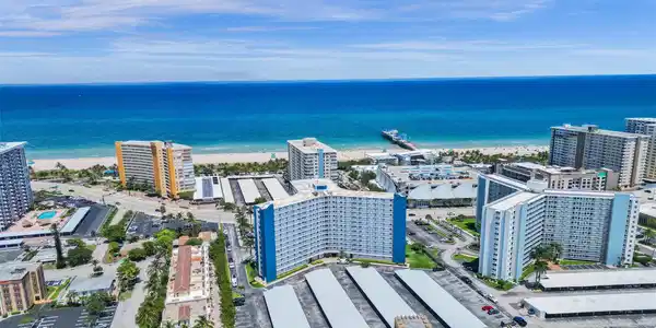 301 N Ocean Boulevard