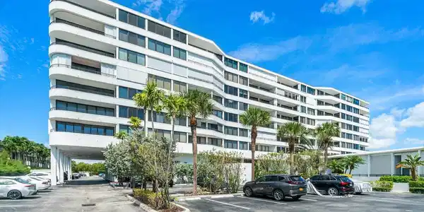3589 S Ocean Boulevard