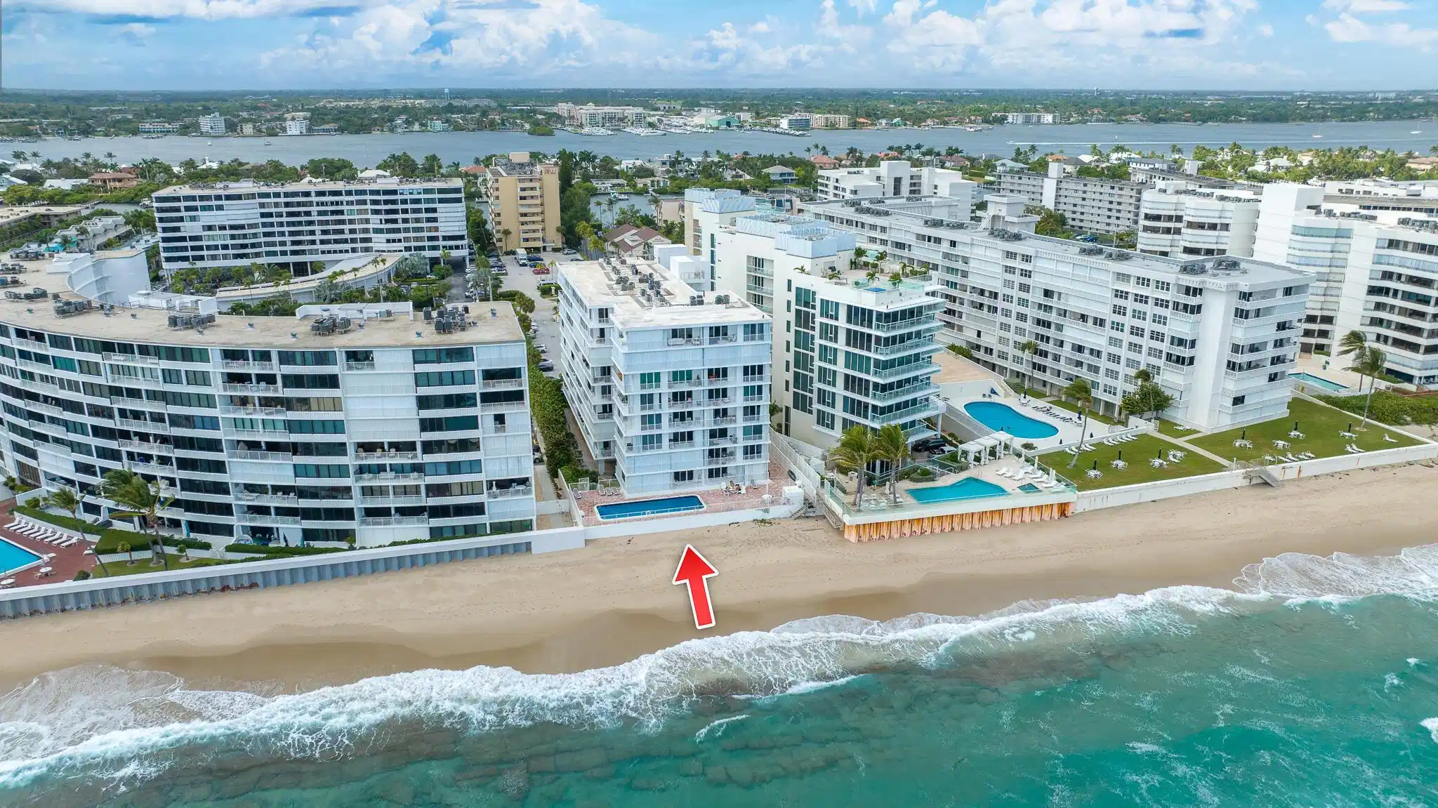 Image 1: Horizon East Condo- S. Palm Beach, FL...