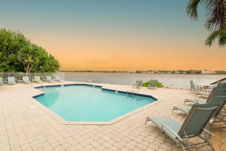 147 Barefoot Cove