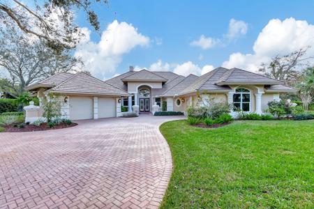 5906 SE Congressional Place