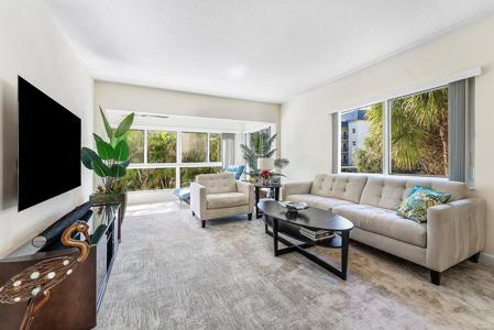3401 Spanish Trail