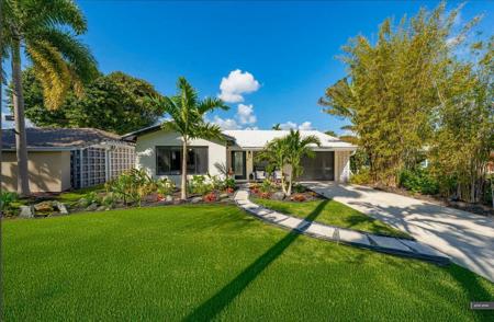 1501 S Palmway