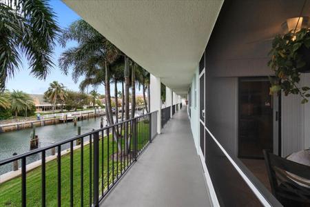 109 Paradise Harbour Boulevard