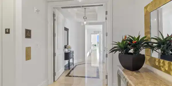 Image 4: 5310 N Ocean Dr 601 001