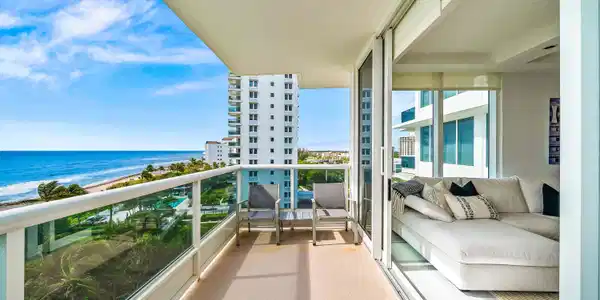 Image 4: 039-700SouthOceanBoulevard-705-BocaRaton
