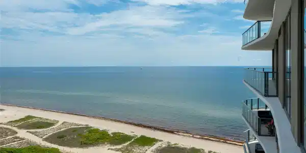 Image 2: Sabbia Beach #1501