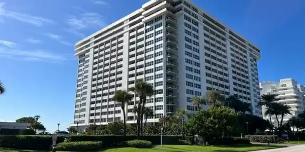 2000 S Ocean Boulevard