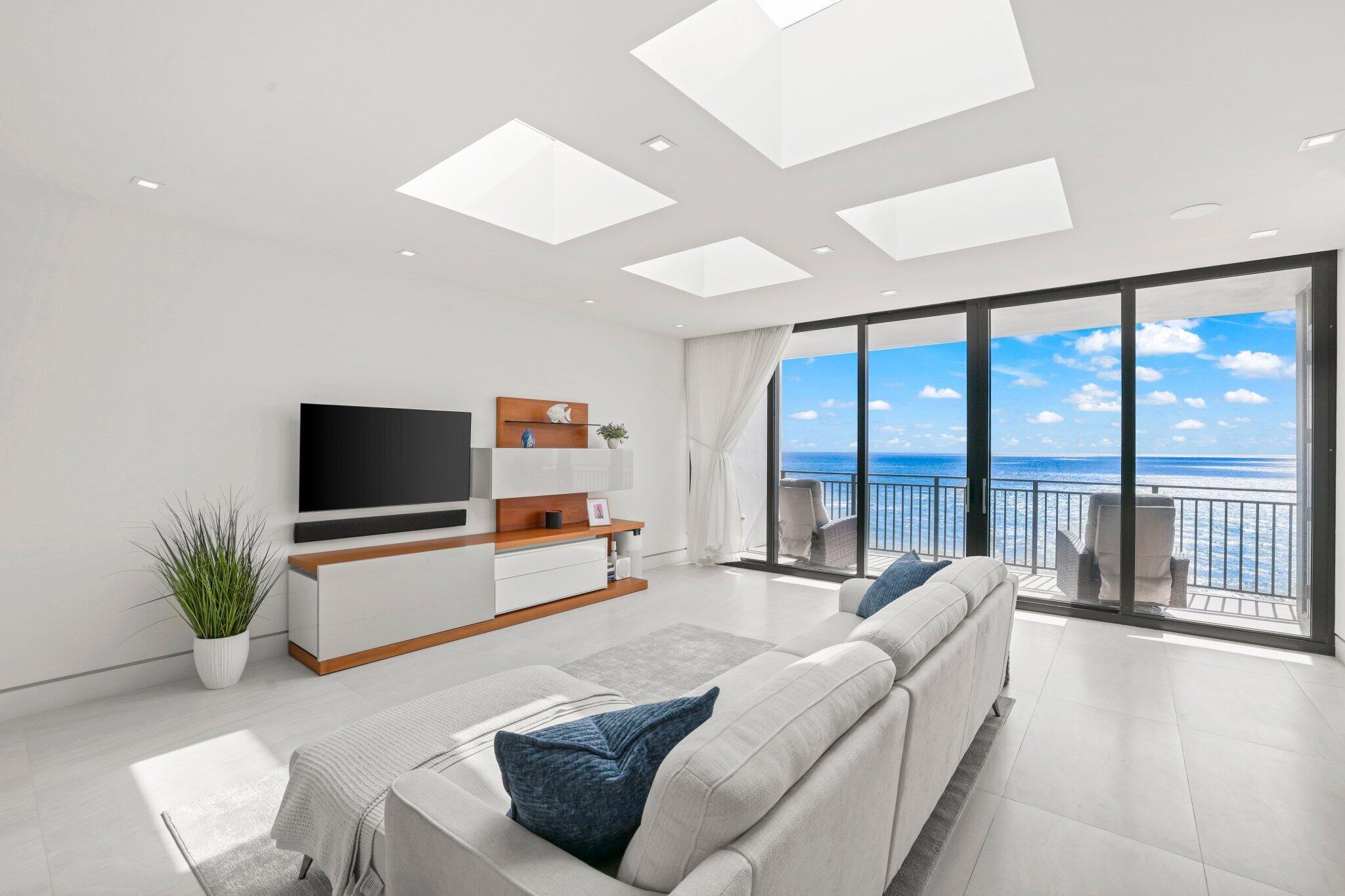 Image 1: 1800 South Ocean Boulevard - 18.jpg-SMAL