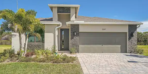 2047 NE Ocean Dunes Drive