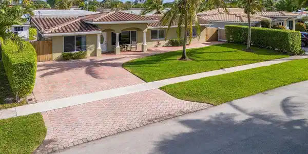 1103 SE 14th Drive