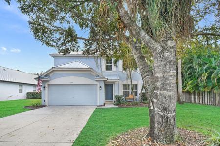 3124 SW Solitaire Palm Drive