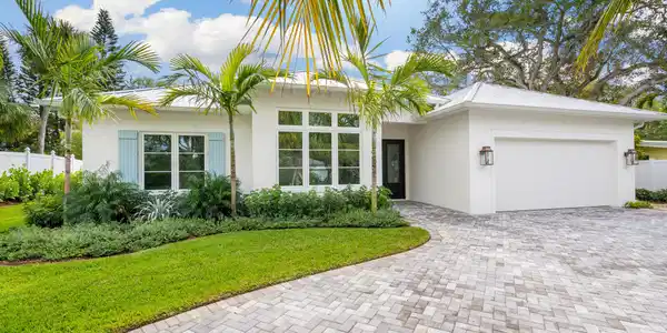 618 Indian Lilac Road