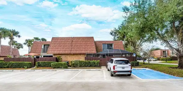 3003 SW Sunset Trace Circle