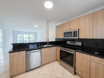 1541 S Ocean Boulevard