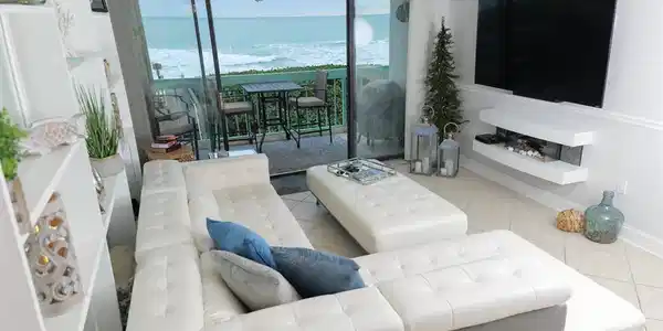 9940 S Ocean Drive