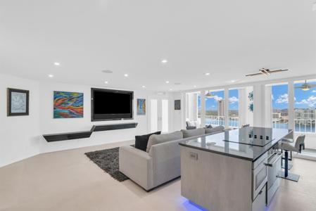 550 S Ocean Boulevard