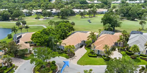 2534 SW Manor Hill Drive