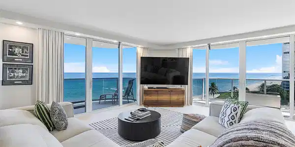 350 S Ocean Boulevard