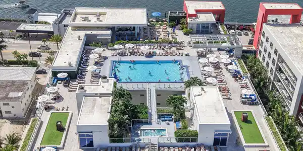 777 N Ocean Drive