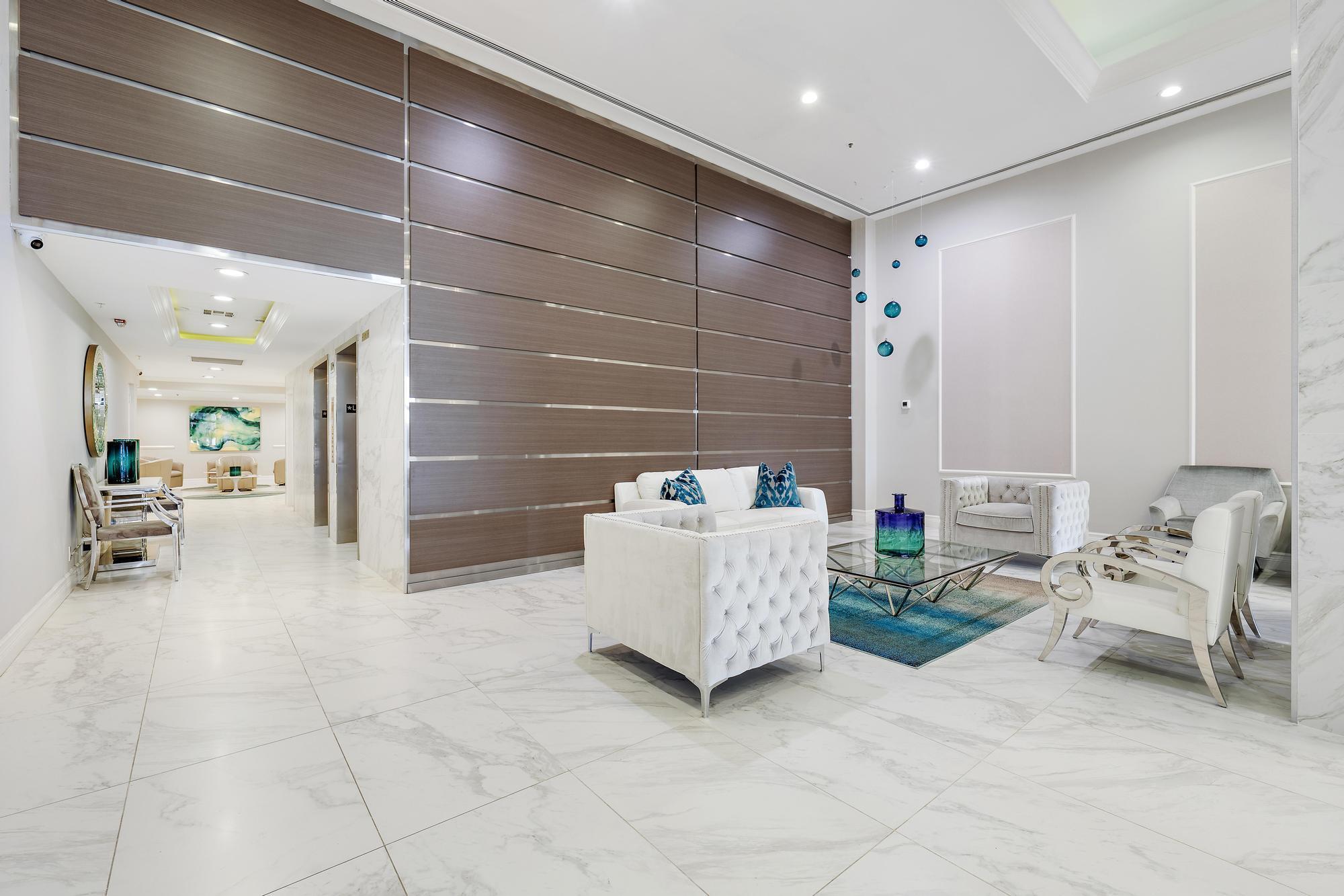 Image 3: 5280 N Ocean Dr 8b