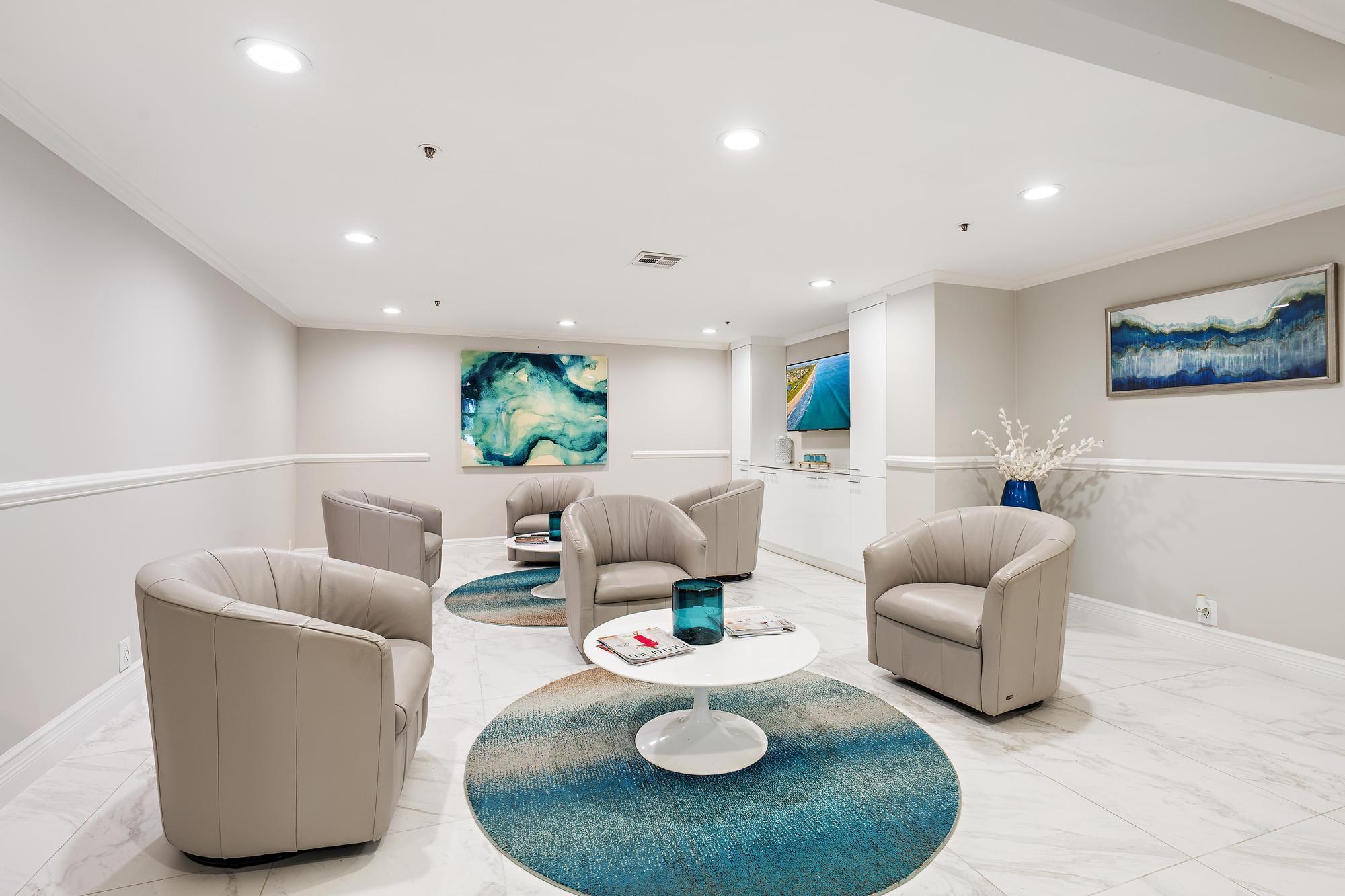 Image 4: 5280 N Ocean Dr 8b