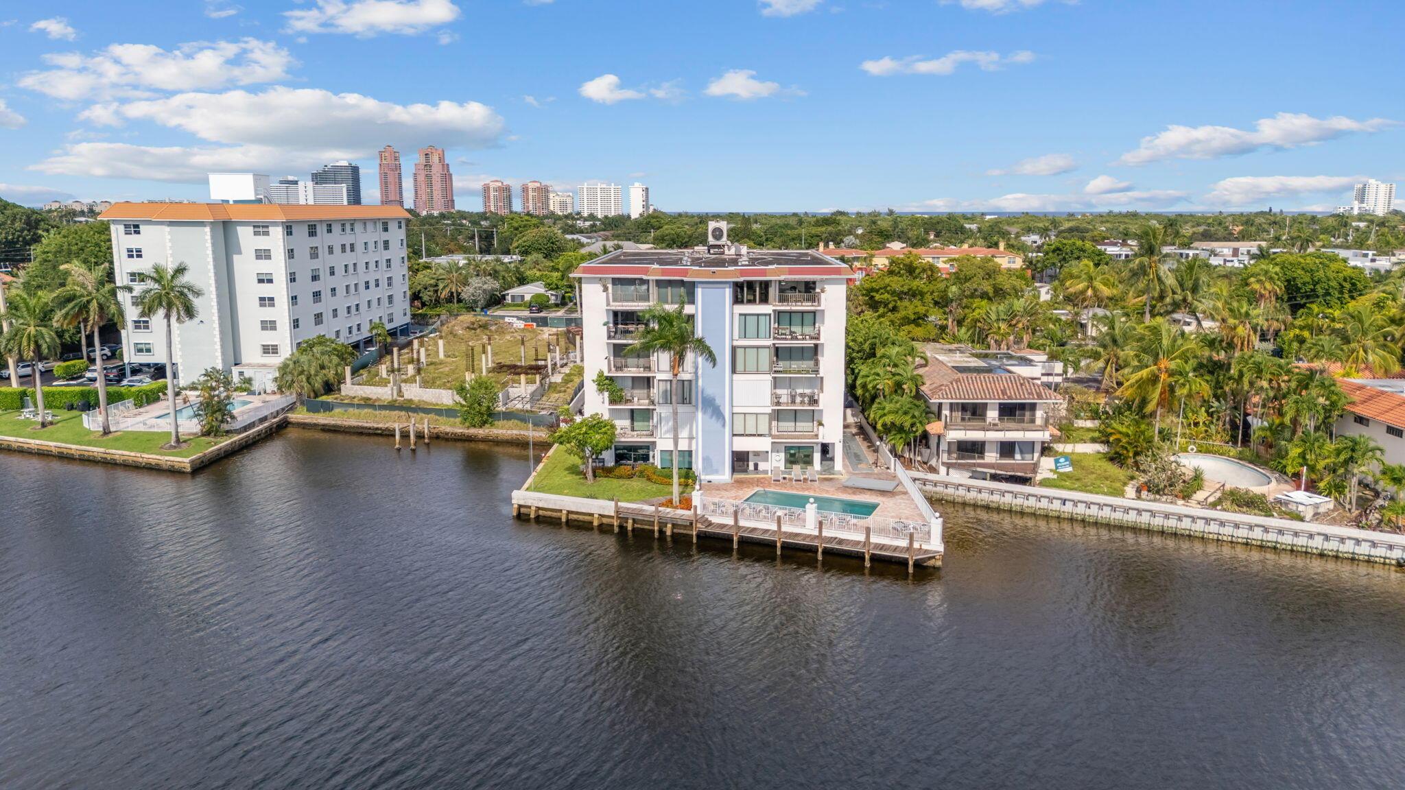 Image 3: 3-web-or-mls-1839 Middle River dr unit 5