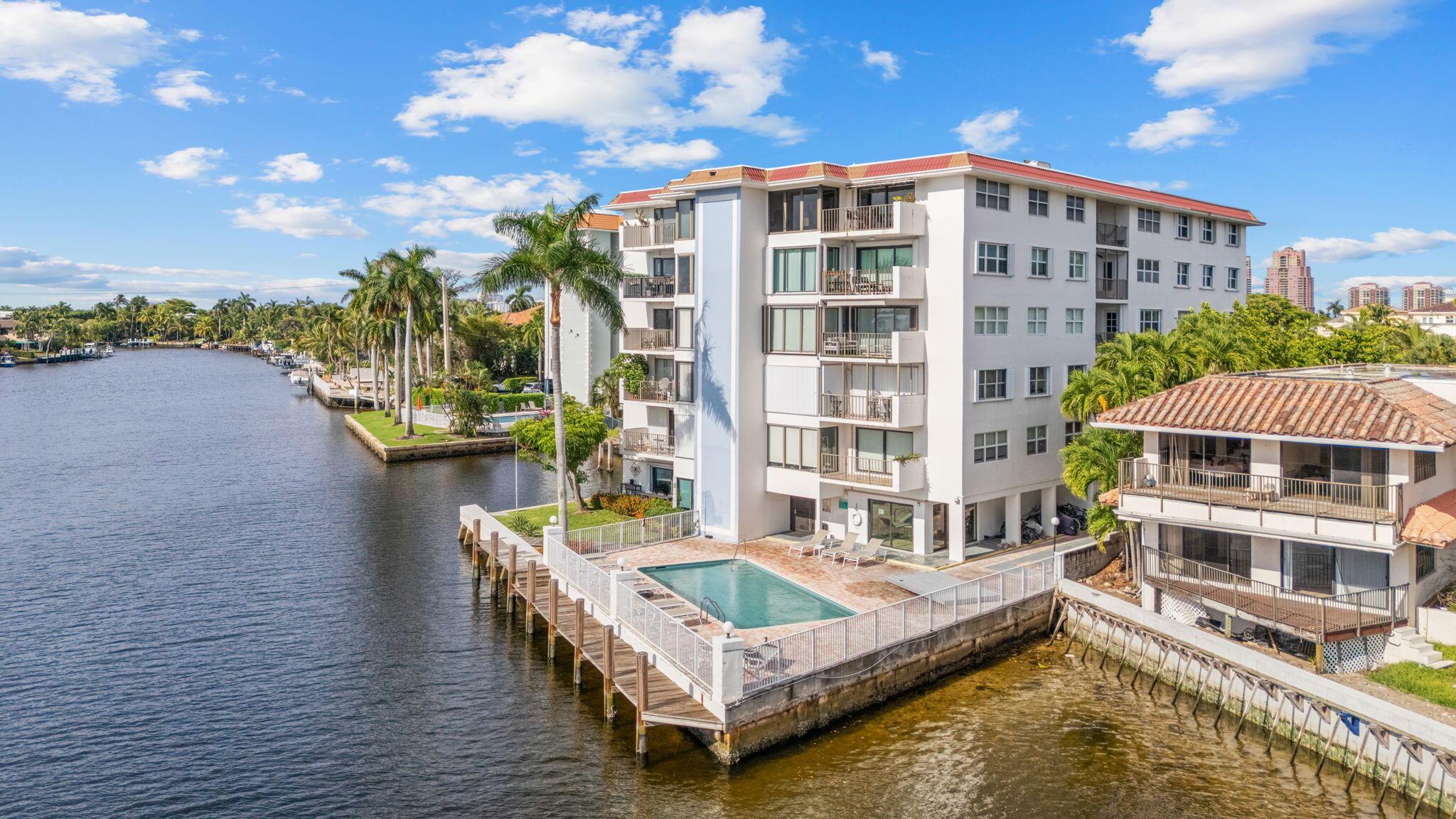 Image 4: 4-web-or-mls-1839 Middle River dr unit 5