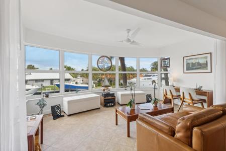 3031 NE 51st Street