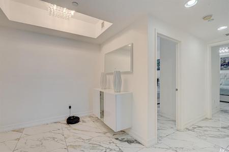 2650 Lake Shore Drive