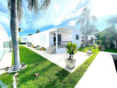 203 S Heron Drive